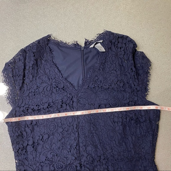 H&M Lace Dress - Picture 6 of 11